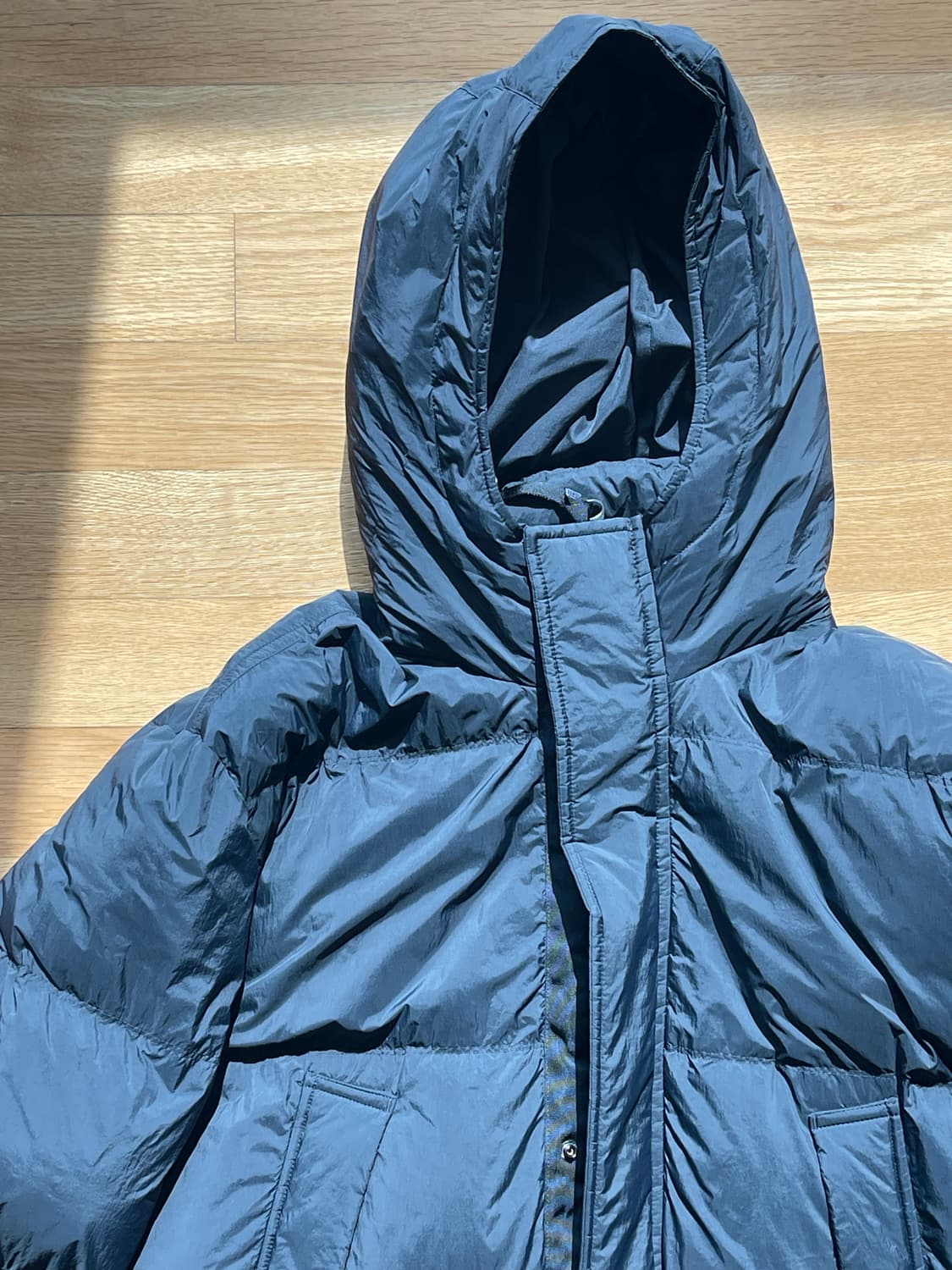 아르켓 블랙 다운 롱 패딩 상품이미지7