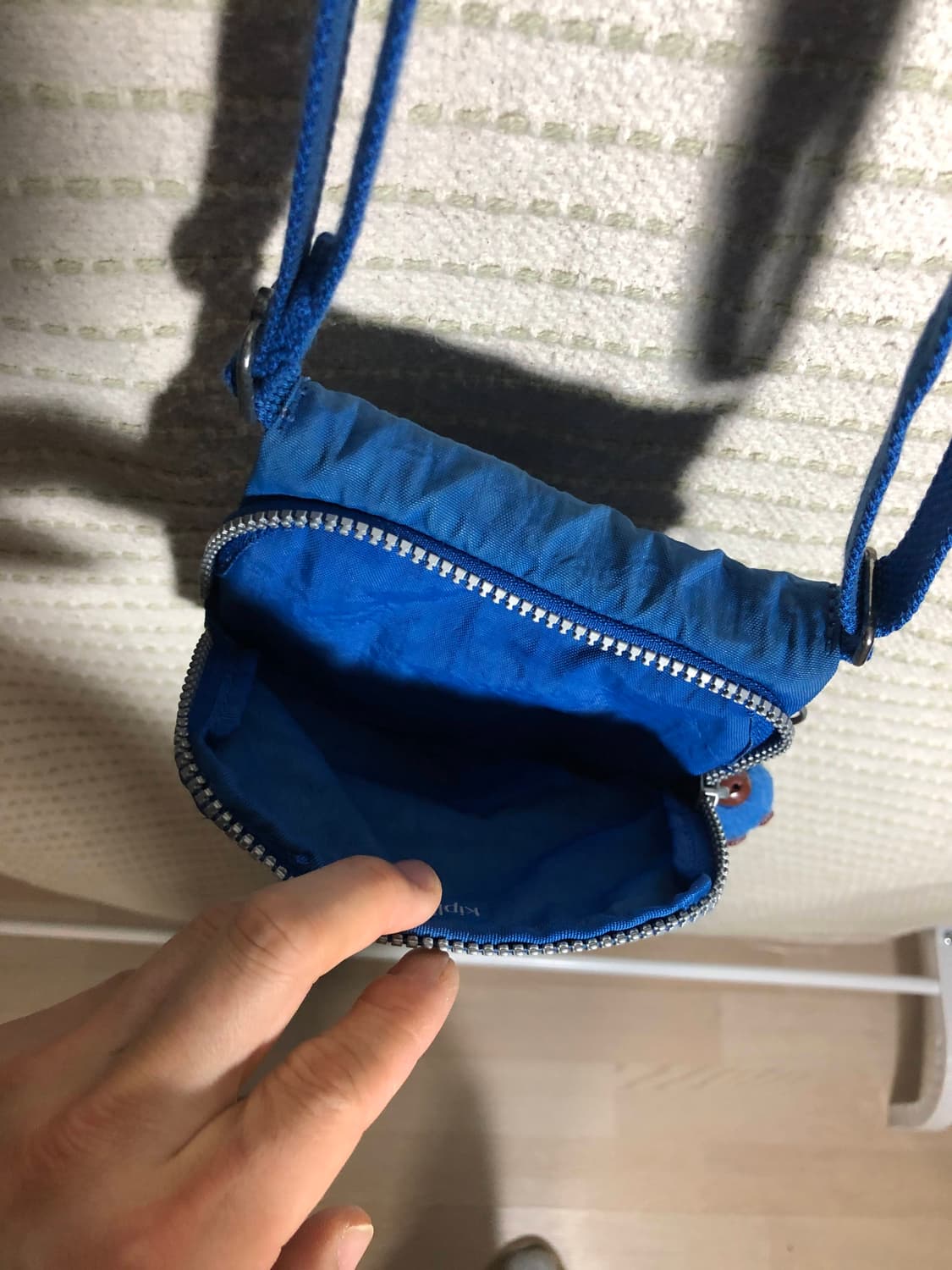 빈티지 키플링 Y2K 나일론 블루 미니 여권가방 크로스백 상품이미지3