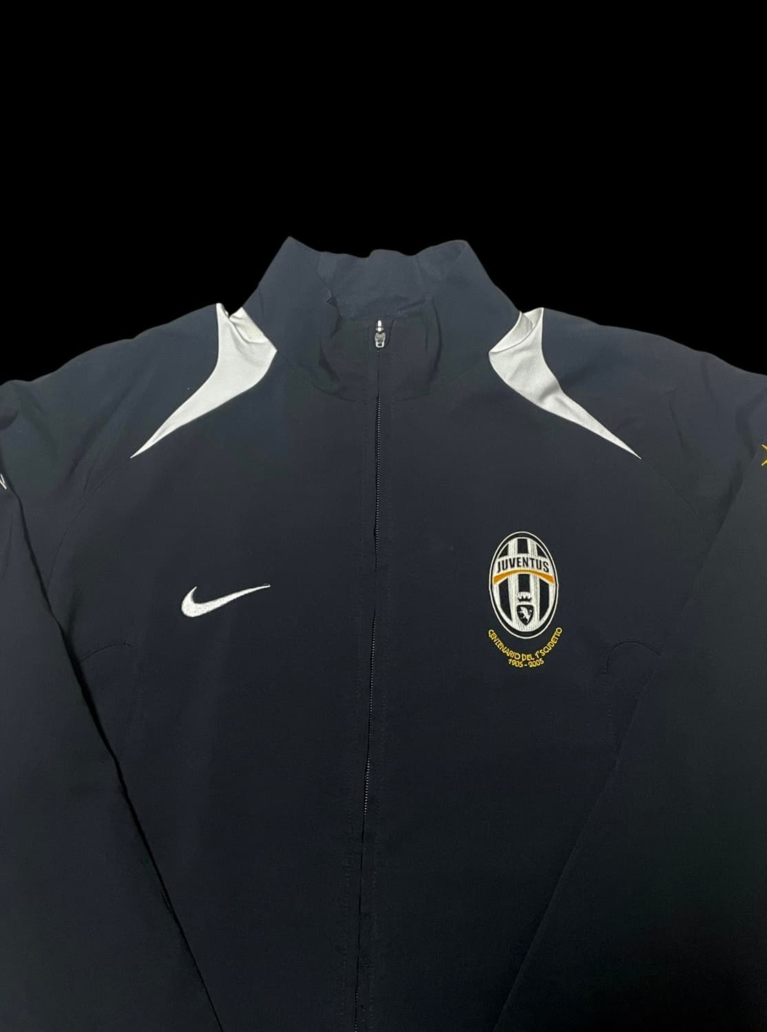 Juventus 100주년 바람막이 상품이미지1