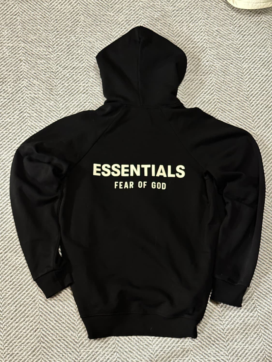 피어오브갓 에센셜 후드티 블랙 상품이미지3