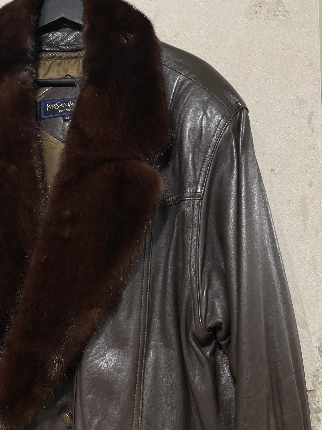 이브 생로랑 뿌르 옴므 다크 브라운 퍼 카라 고트 스킨 레더 자켓 상품이미지3