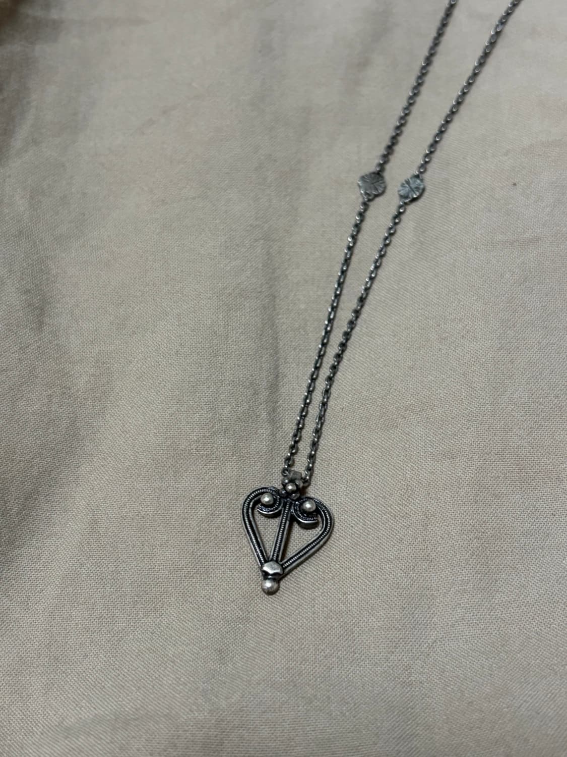 생로랑 / 하트 넥크리스 상품이미지3