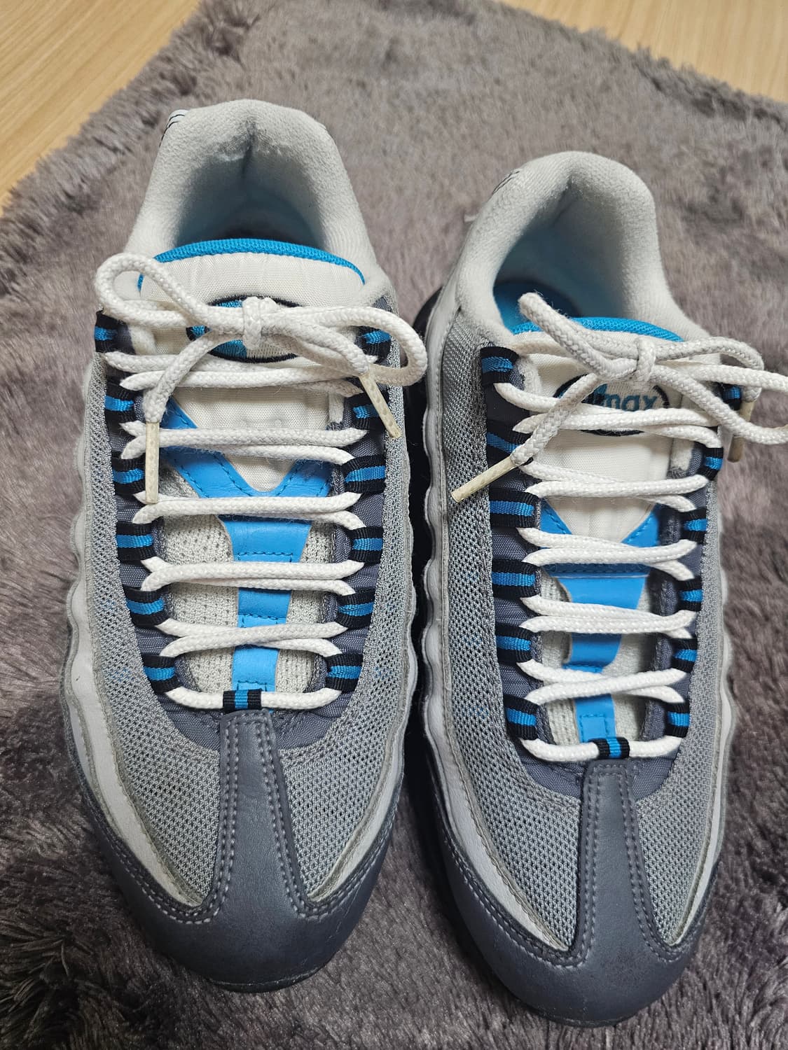 에어맥스 95 리크래프트 그레이 레이저 블루 상품이미지2