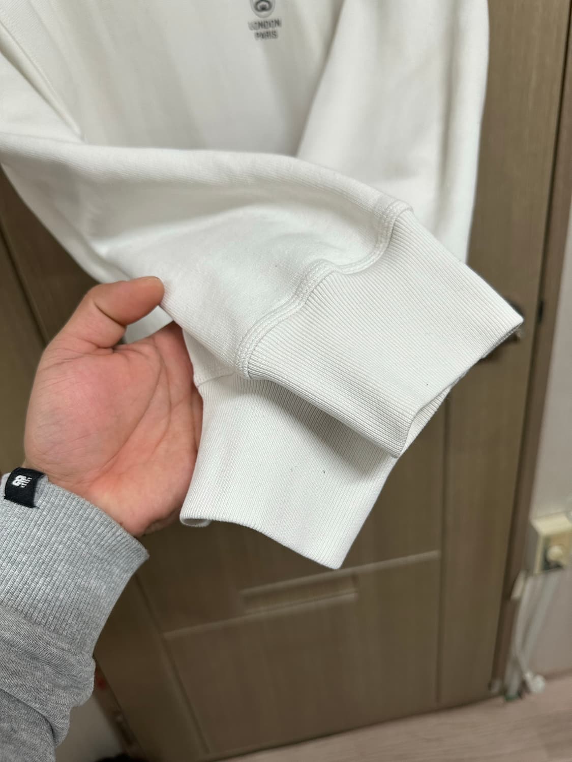 스투시 월드투어 화이트 후드티 상품이미지4