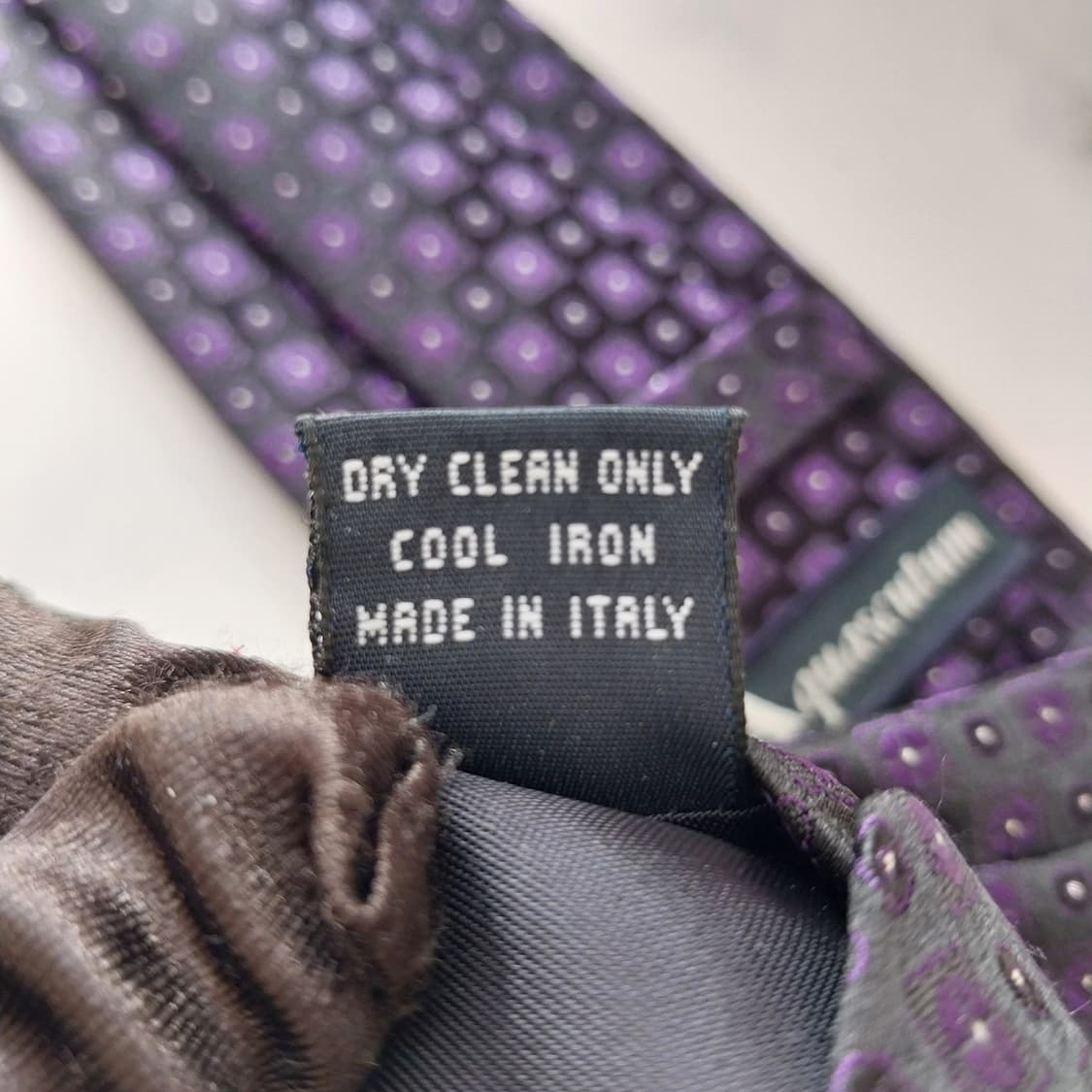 아쿠아스큐텀 실크 퍼플&블랙 그라데이션 넥타이 9cm A+등급 K1512 상품이미지10