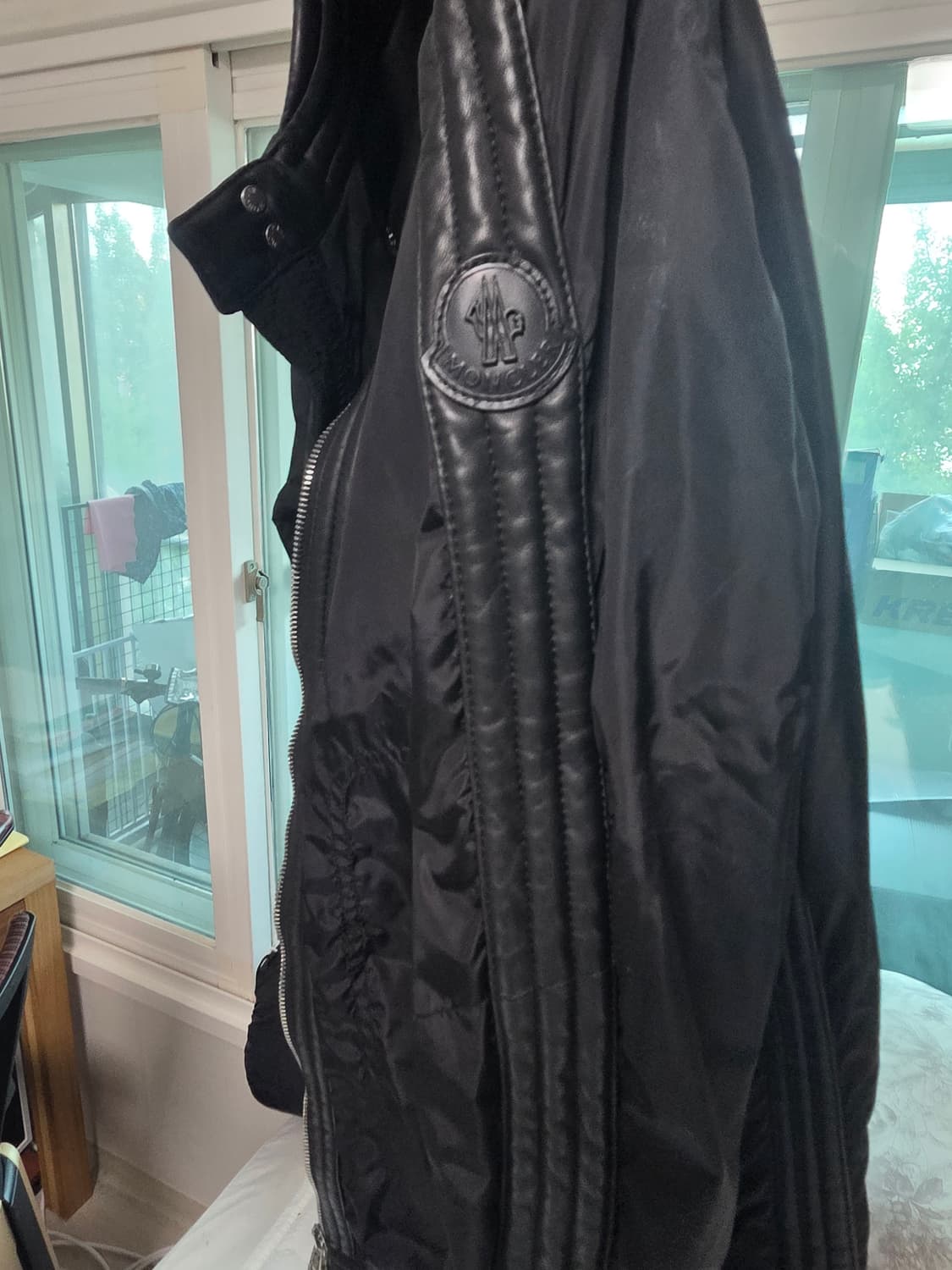 몽클레어 릭 오웬스 콜라보 레더 바람막이 자켓 상품이미지4