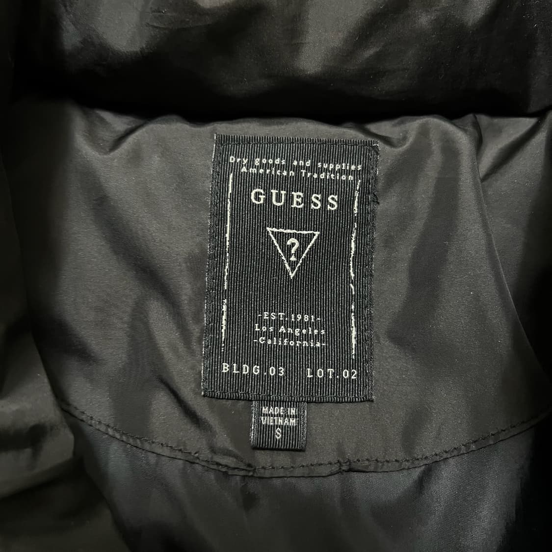 게스 여성 프리미엄 덕다운 후드 롱패딩 S/90 상품이미지5