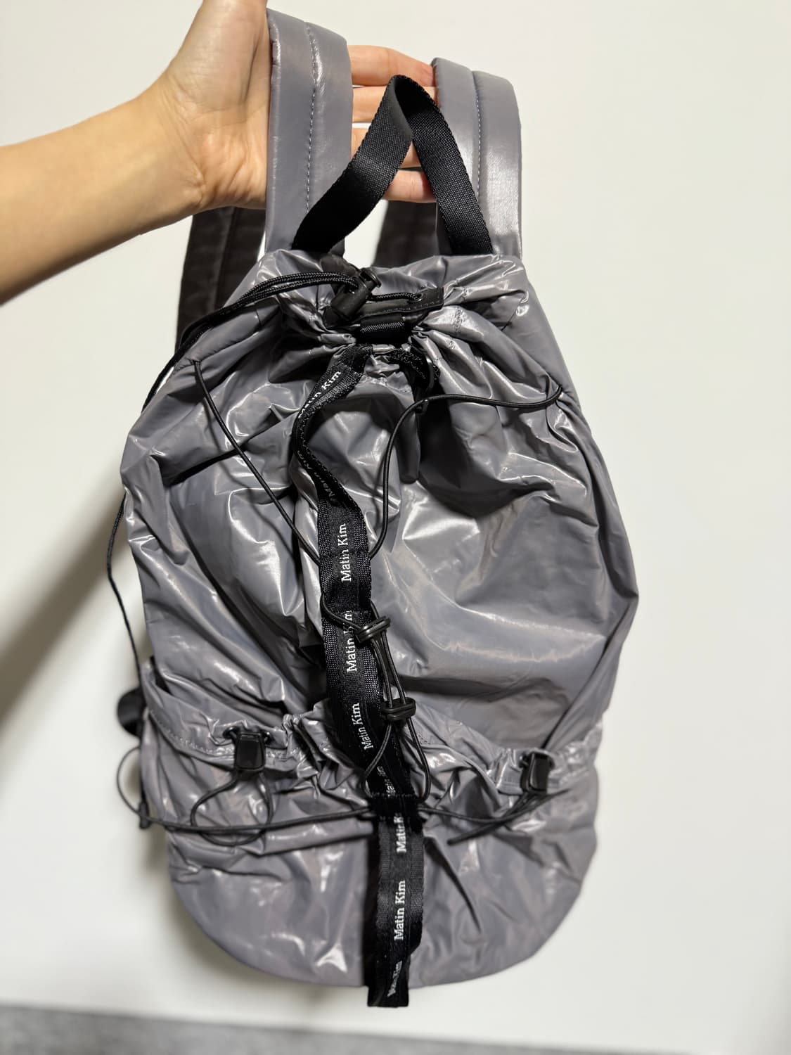 마뗑킴 스트링 백팩 그레이 상품이미지1