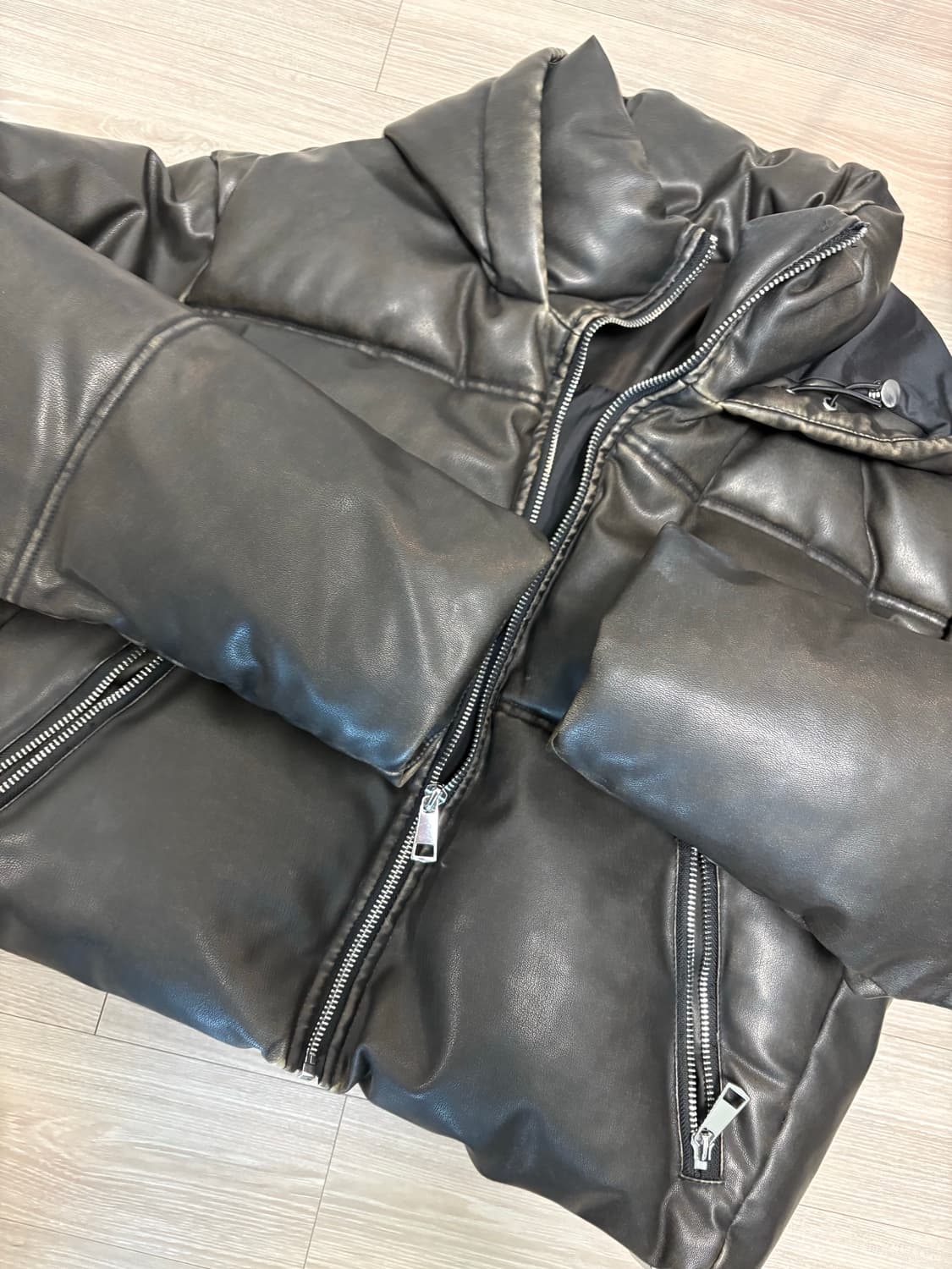 자라 숏 크랙 레더 패딩 자켓 상품이미지2