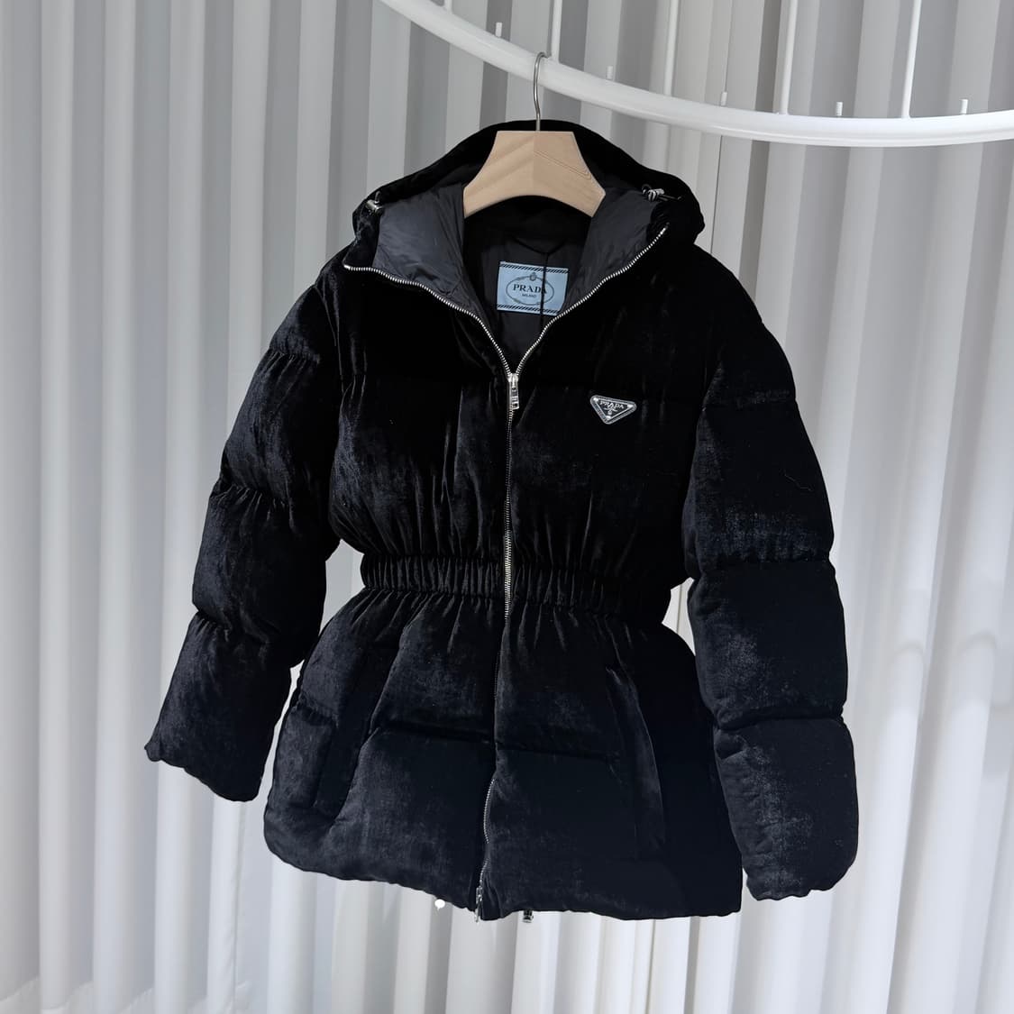 (A+/38) / 프라다 블랙 밸벳 다운 패딩 자켓 상품이미지2