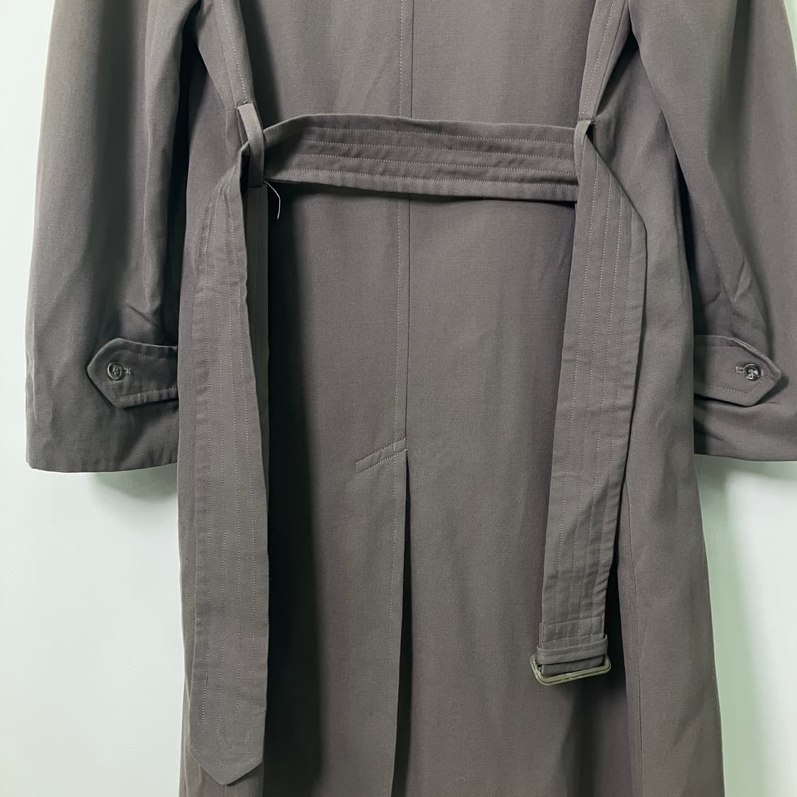 바라쿠타 다크 카키 더블 브레스티드 트렌치코트 상품이미지7