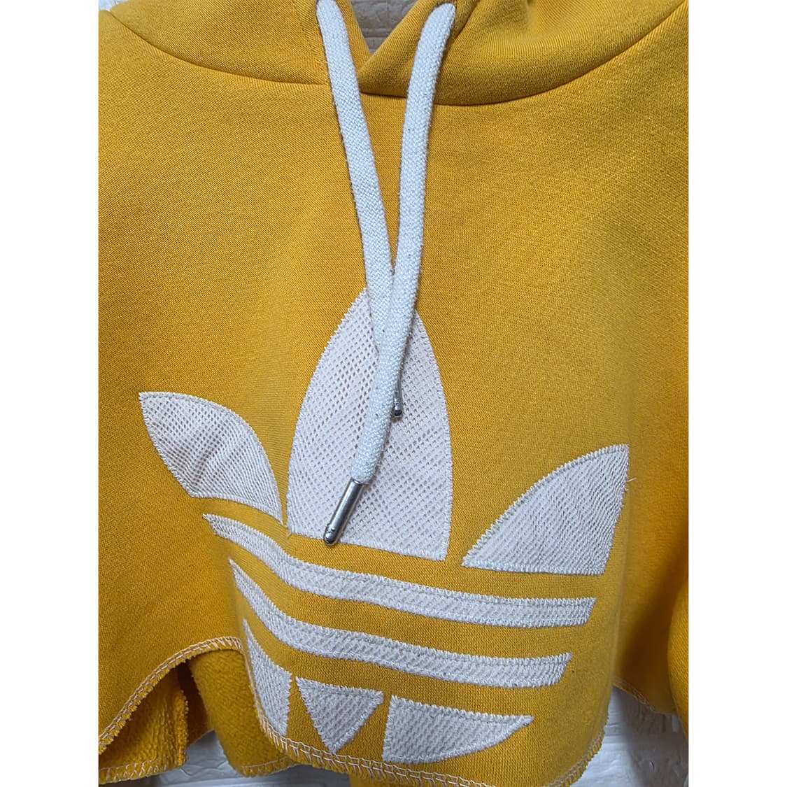 택포// 아디다스 옐로우 크롭 후드티 Free 리폼 상품이미지3