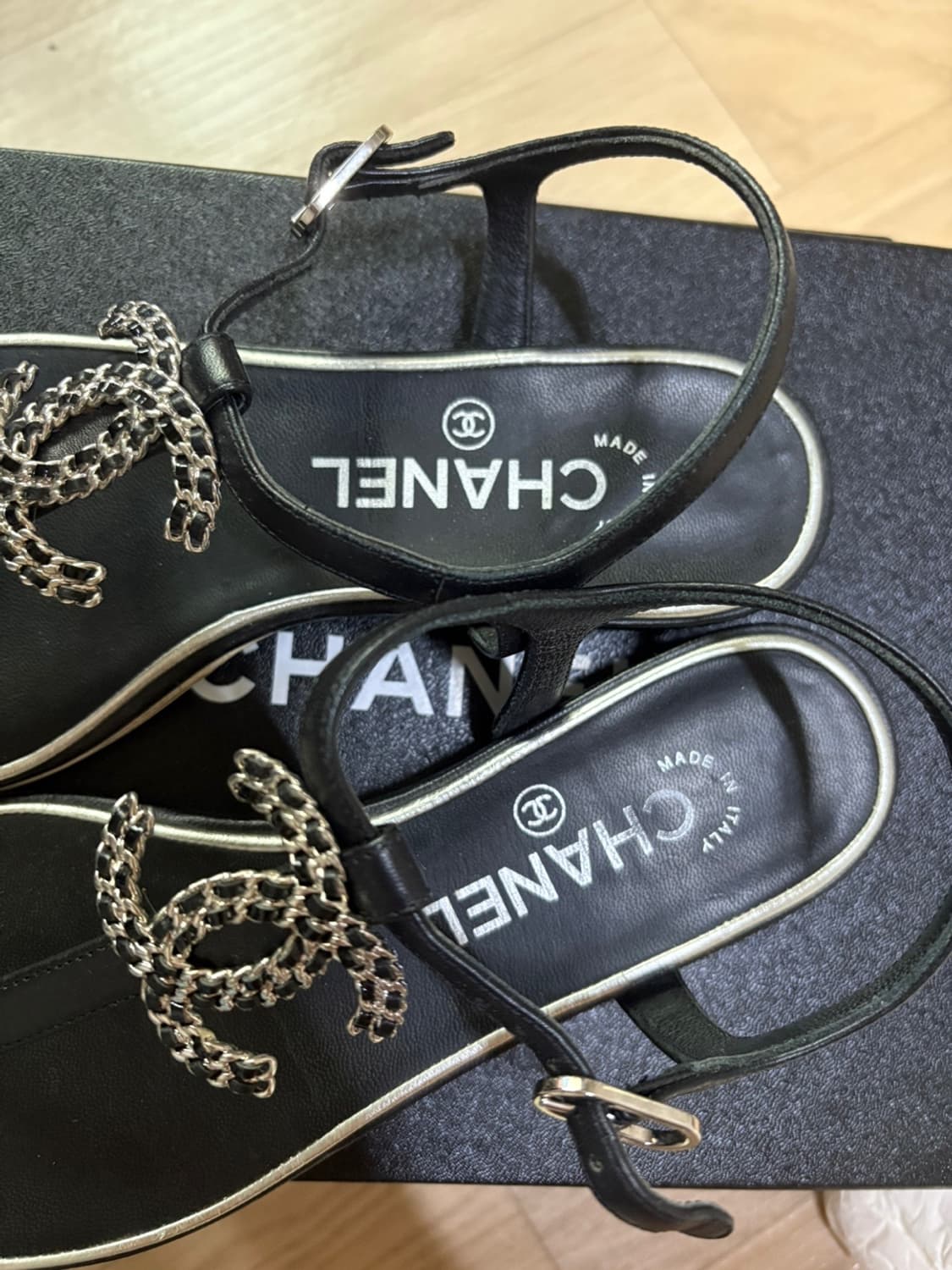샤넬 G34423 블랙 샌들 35.5 상품이미지3