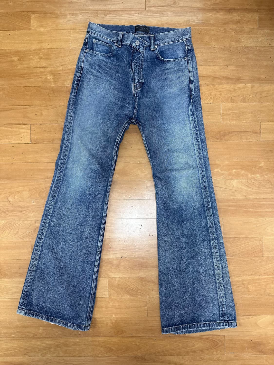 발렌시아가 플레어 팬츠 상품이미지1