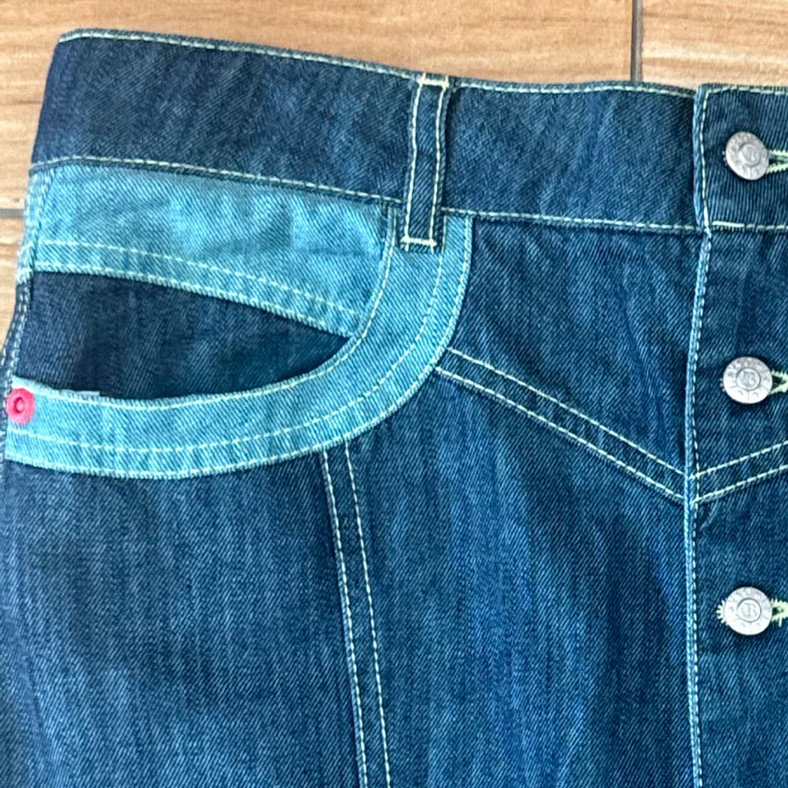 포레스트 자수 데님 버튼 스커트 상품이미지3