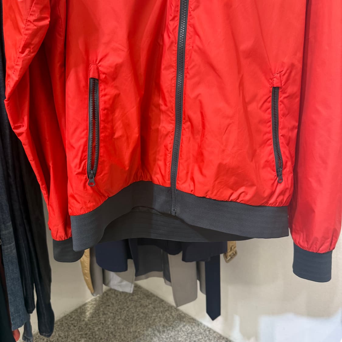 나이키 배색 바람막이 후드집업 상품이미지3