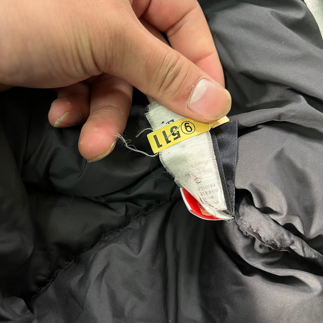 100 노스페이스 1996 눕시 700 패딩 상품이미지5