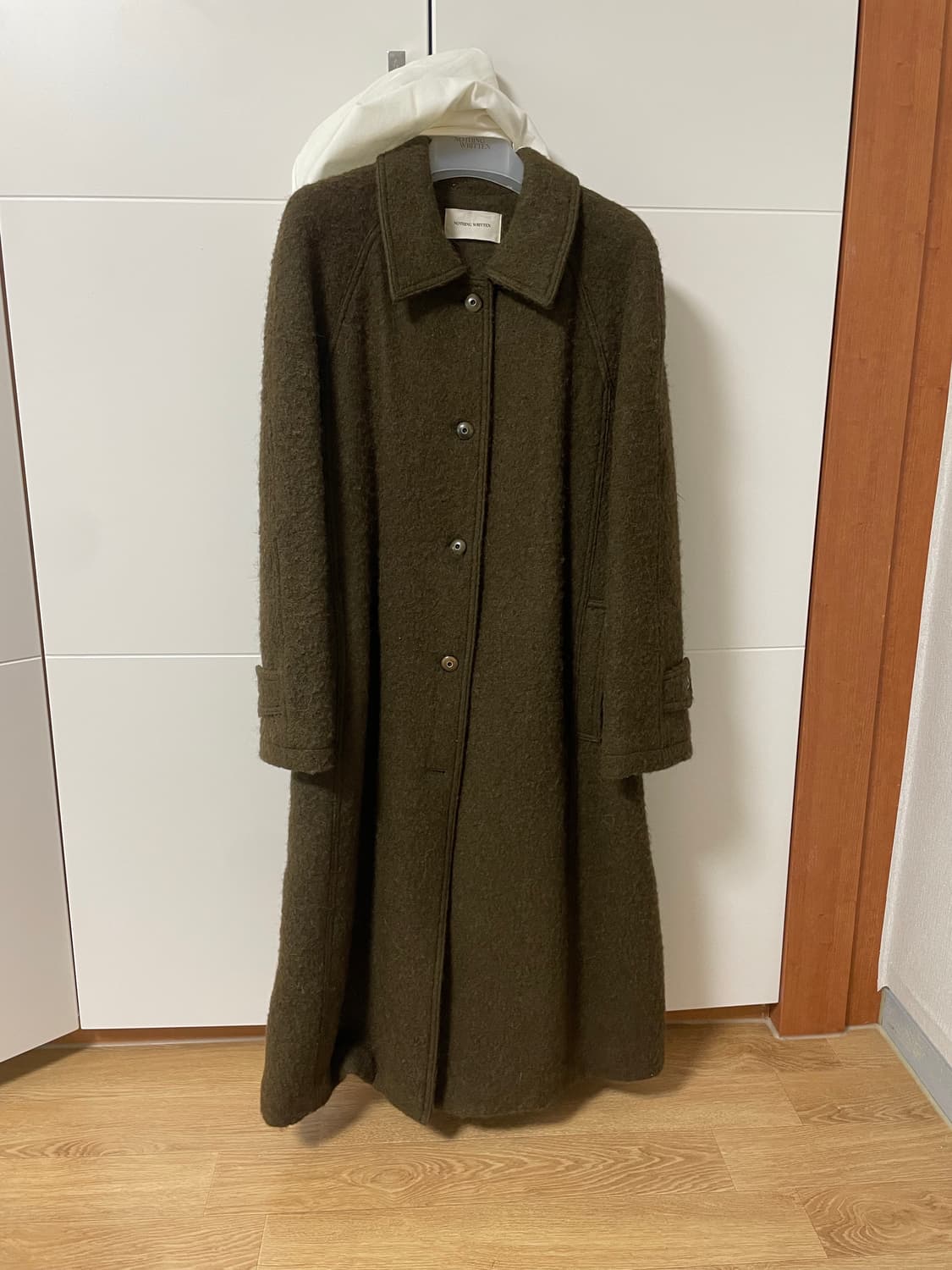 낫띵리튼 부클 맥코트 상품이미지3