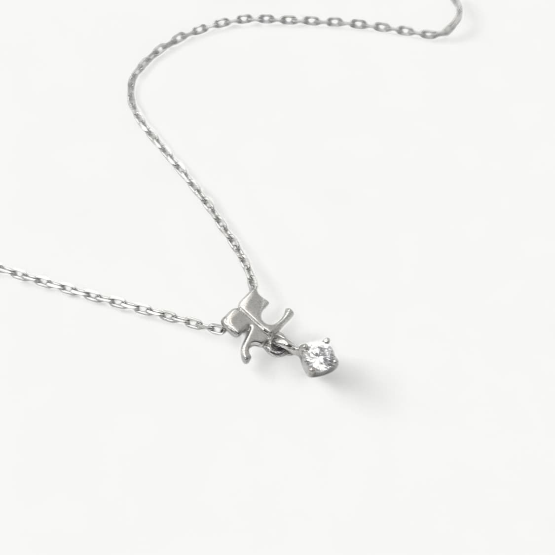 꾸레쥬 스톤포인트 로고 목걸이 상품이미지5