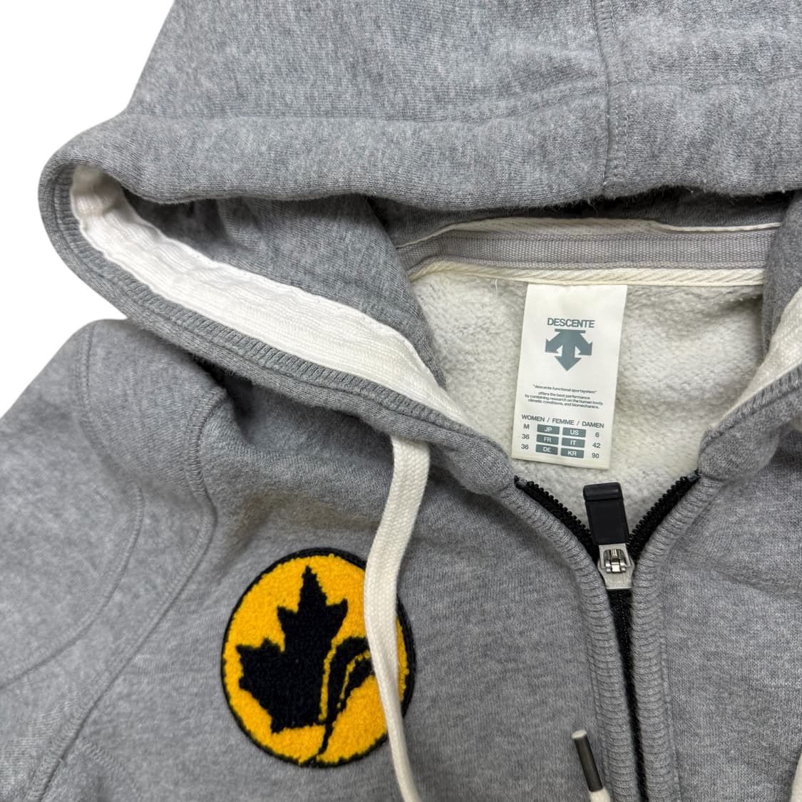 데상트 후드집업 상품이미지2