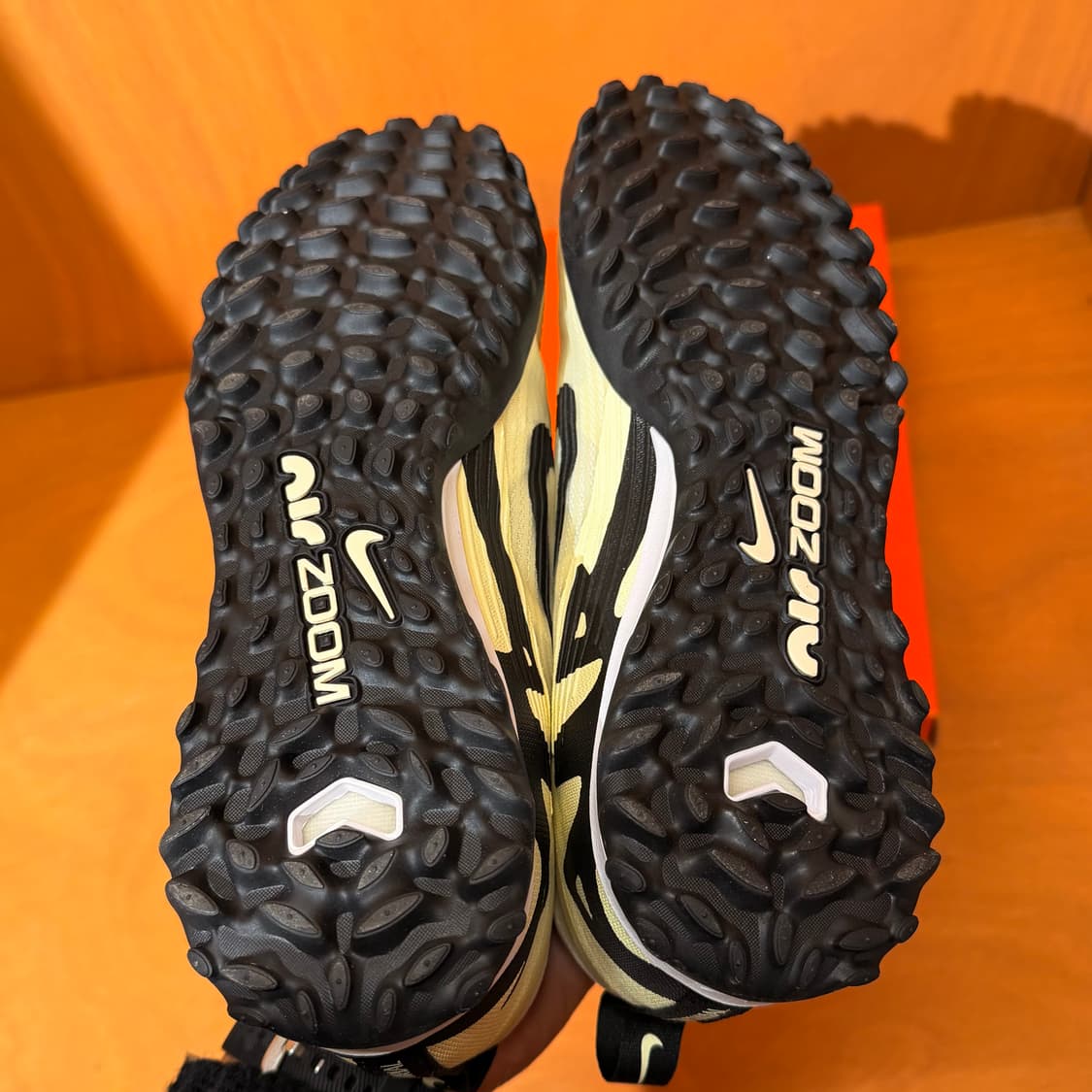 새상품)나이키 줌 머큐리얼 베이퍼 15프로 풋살화 260 레몬 상품이미지7