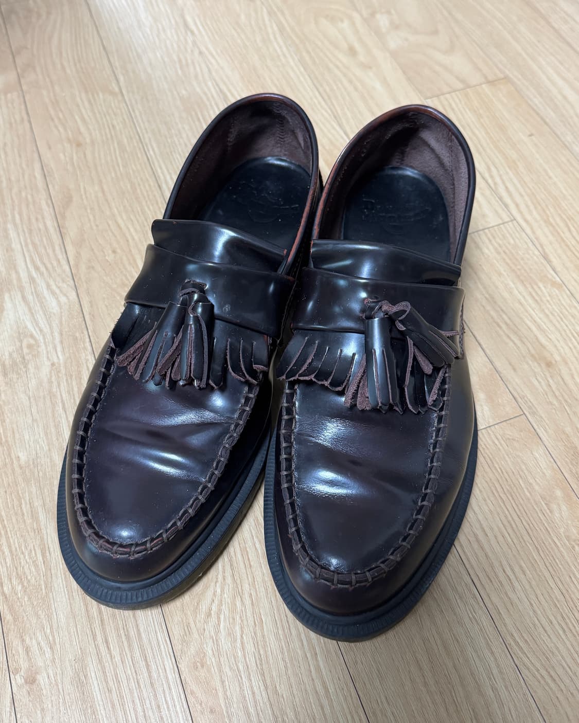 닥터마틴 아드리안 270 체리레드 상품이미지1