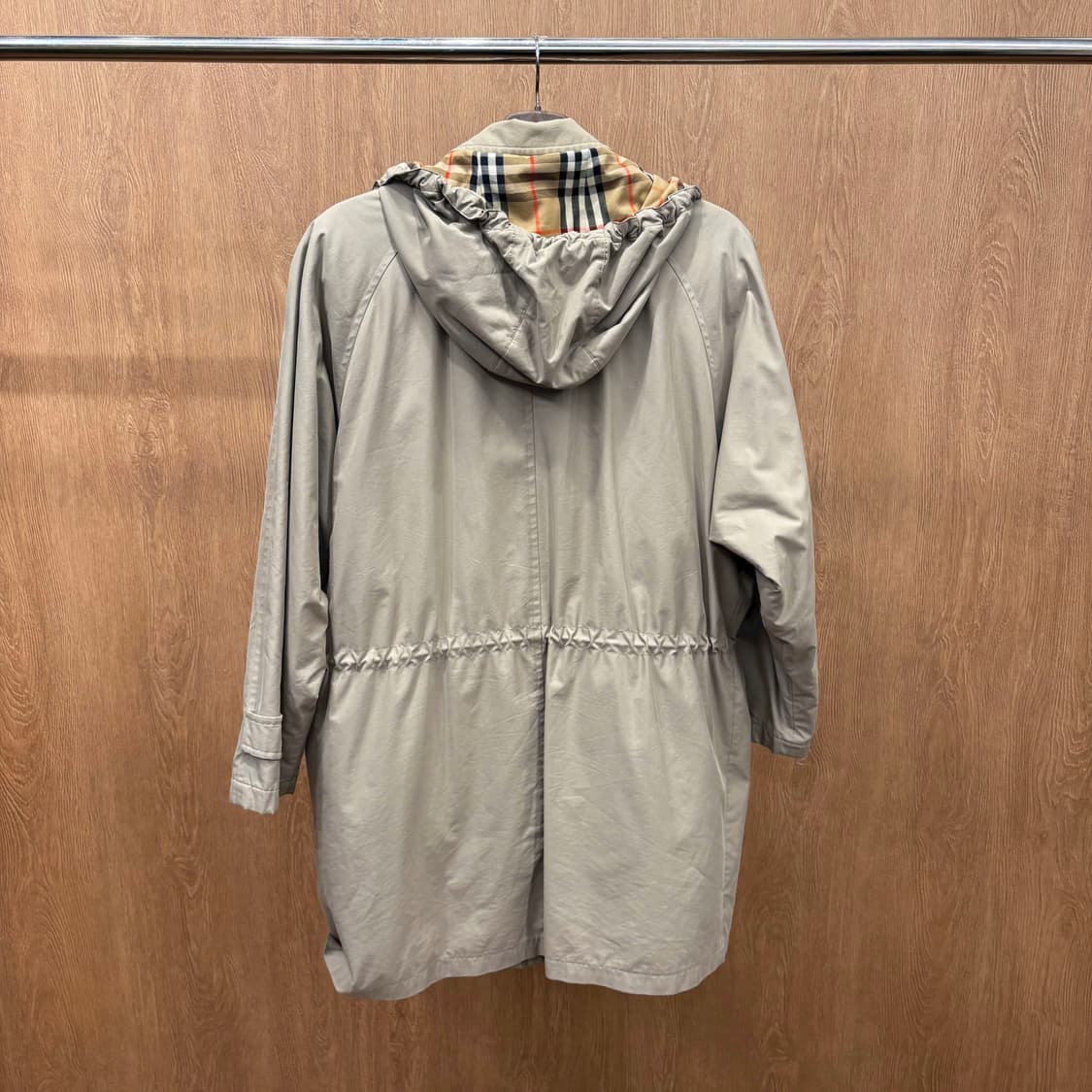 버버리 하프 코트 후드 자켓 싱글 브레스티드 스탠드 칼라 디테일 베이지 상품이미지3