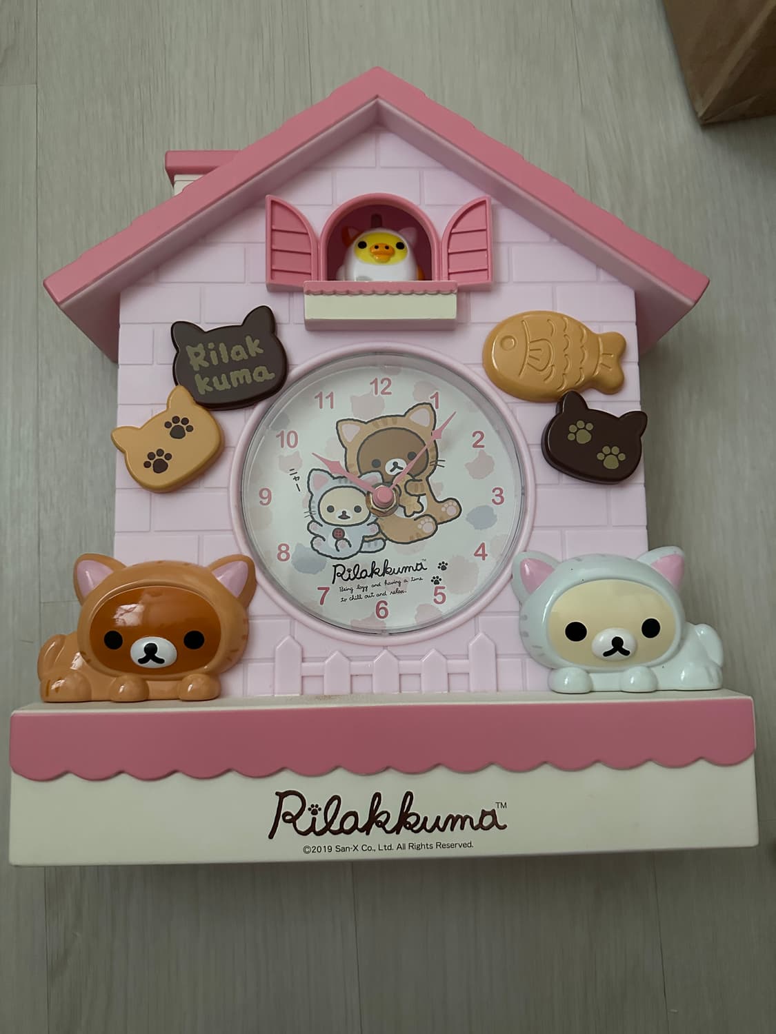 산엑스 희귀 리락쿠마 한가로운 고양이 벽시계 방꾸 상품이미지2