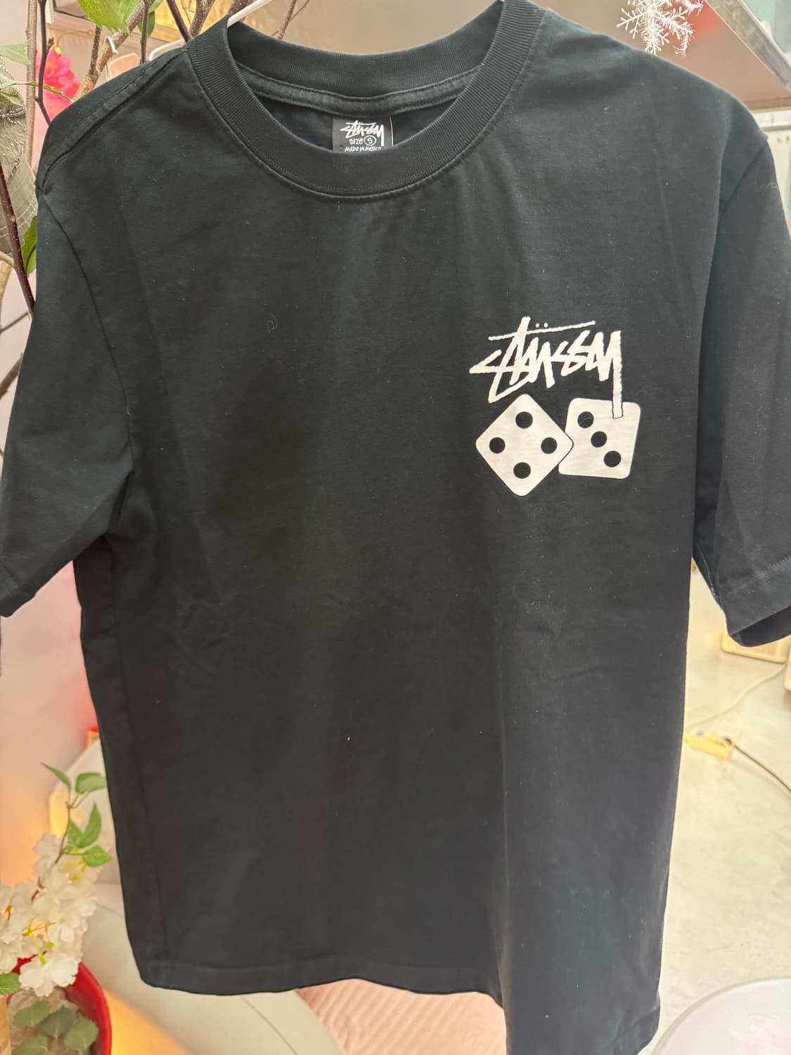 🧥 스투시 다이스 로고 반팔 티셔츠 (Black) 상품이미지3