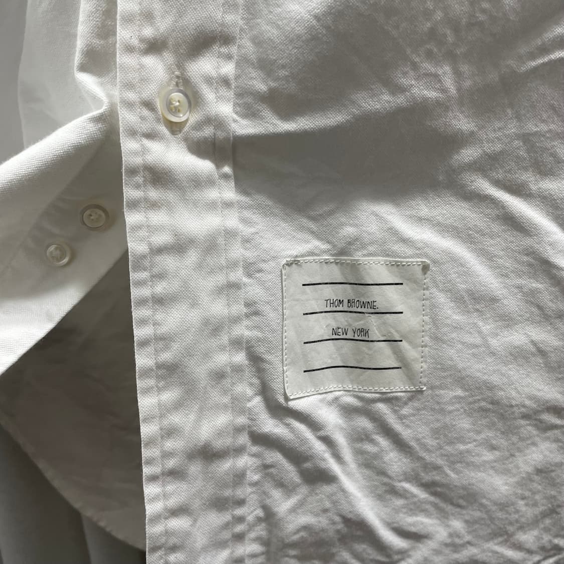 톰브라운/ 트리콜로 암밴드 화이트 셔츠/ 3 상품이미지5