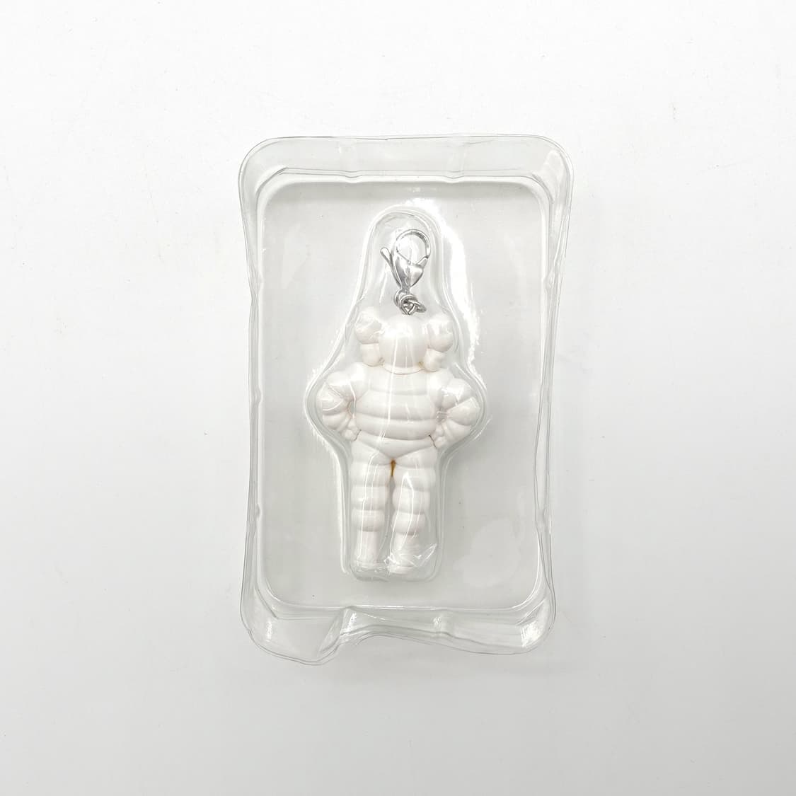 카우스 도쿄 퍼스트 첨 키체인 화이트 피규어 키링 상품이미지3