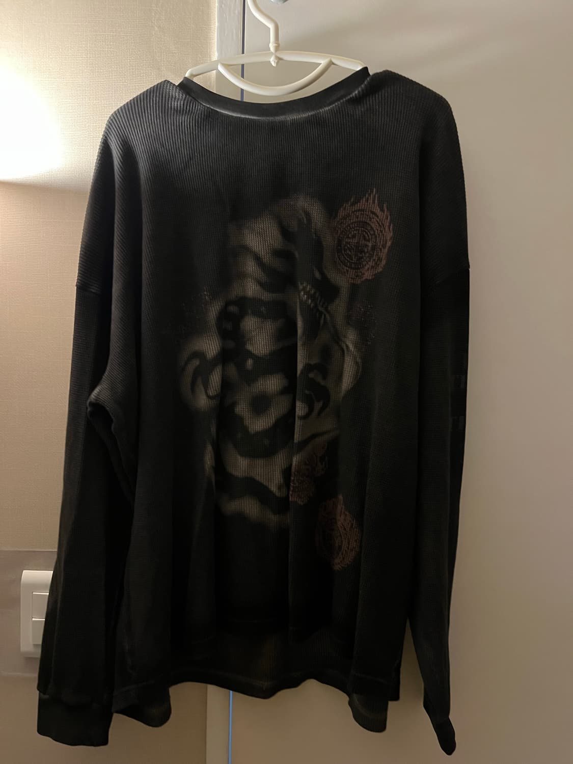 트래비스스캇 내한 머천다이즈 롱슬리브 L 상품이미지2