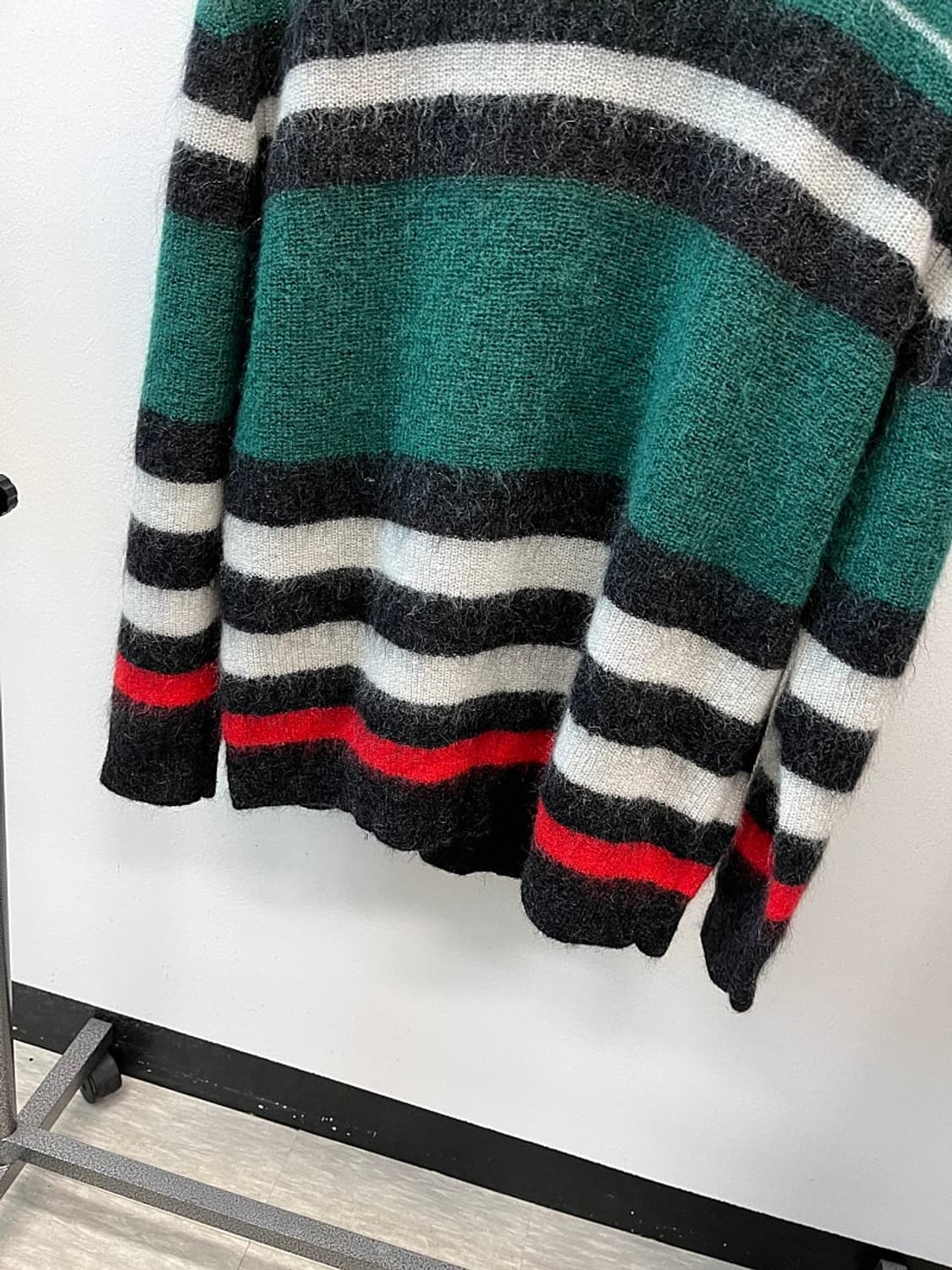 105) 솔리드옴므 모헤어 오버니트  상품이미지2