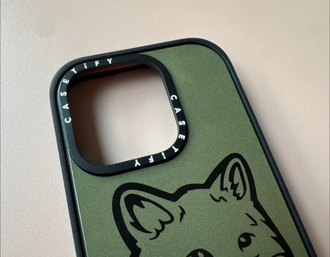 메종키츠네 아이폰15 프로 맥세이프 케이스 상품이미지3