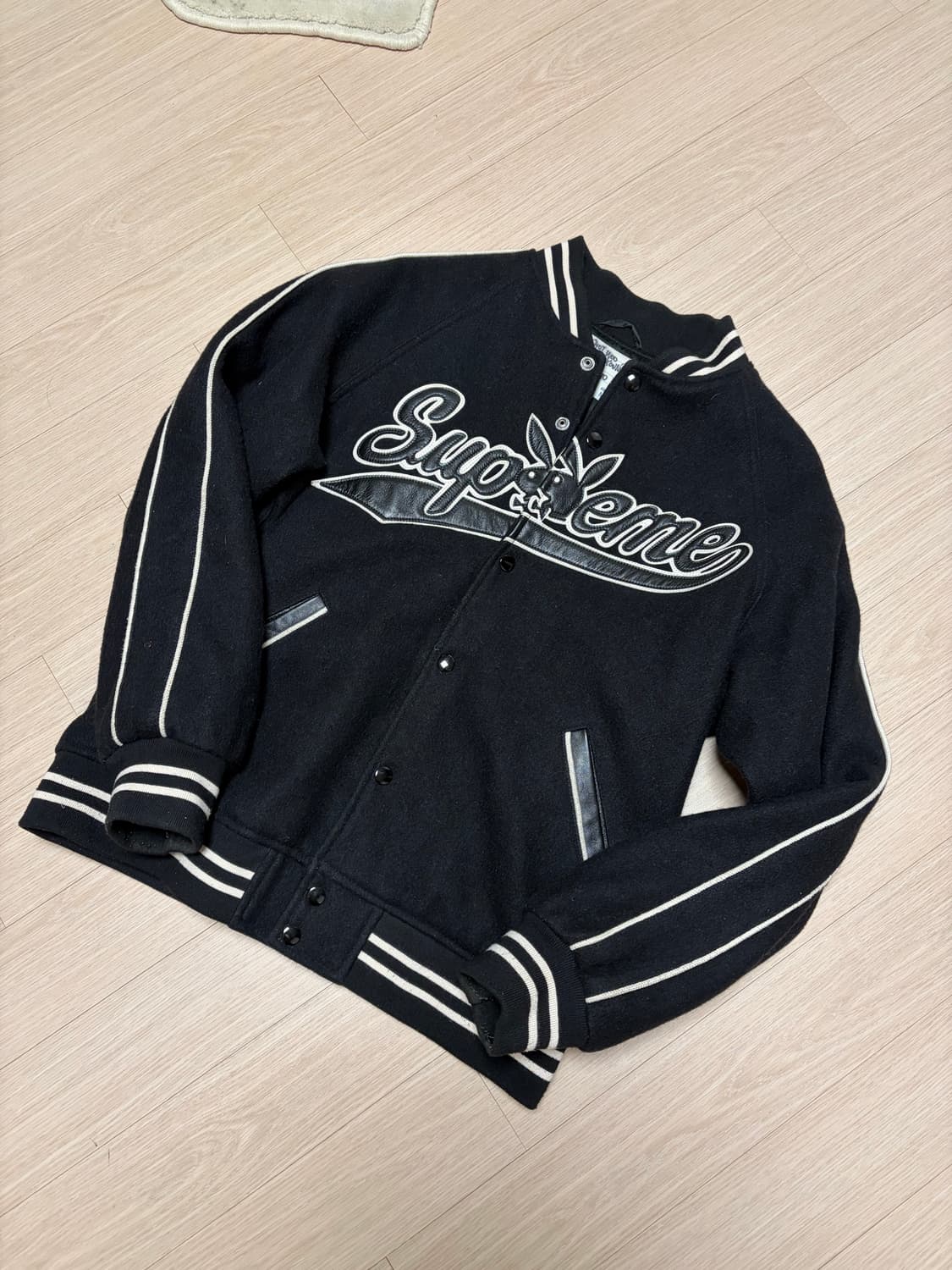 슈프림 플레이보이 바시티자켓 상품이미지1