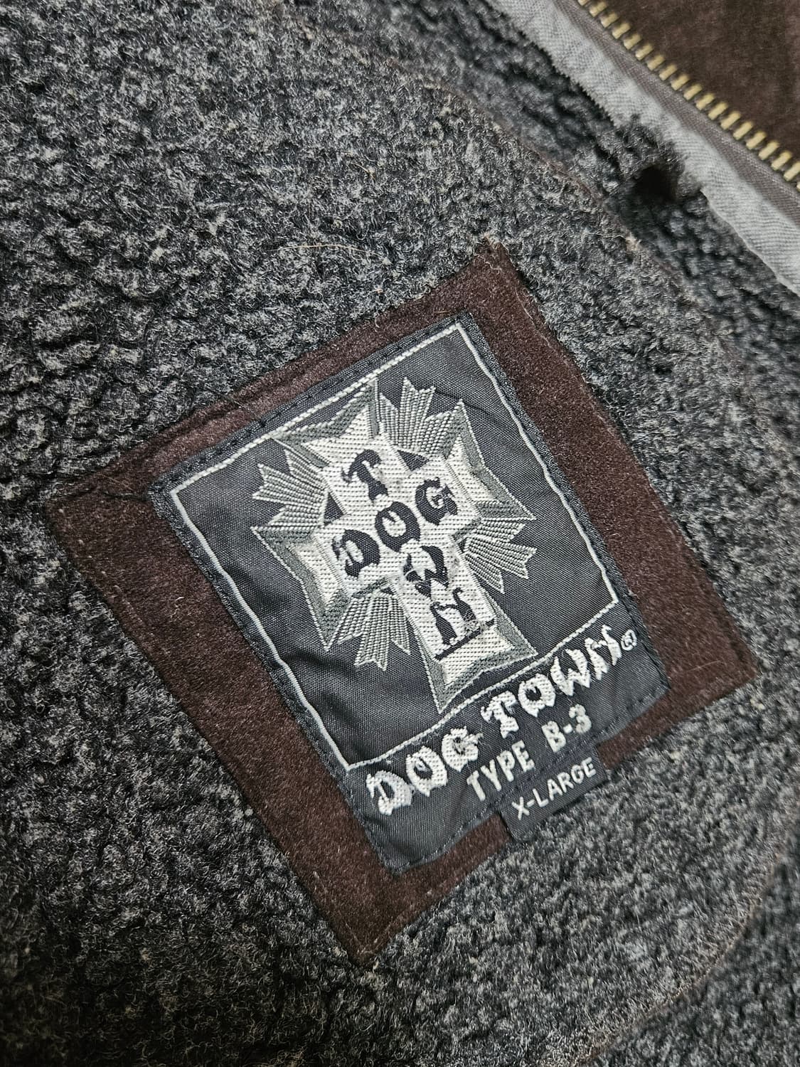 도그타운 넥 자수 포인트 B-3 무스탕 자켓 XL 상품이미지8