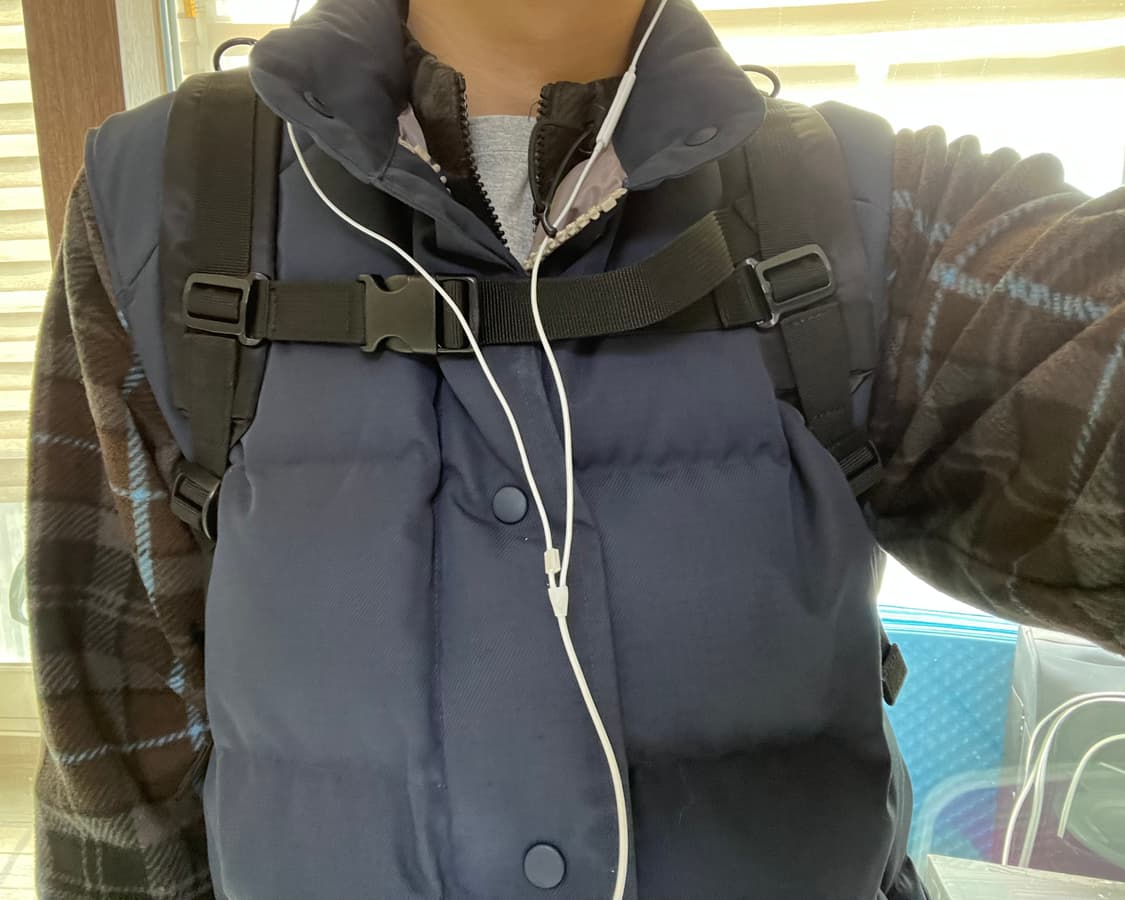 예스아이씨 패딩조끼 상품이미지2