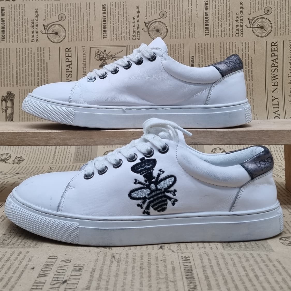 돌체앤가바나 꿀벌 레더 여성스니커즈230 상품이미지1