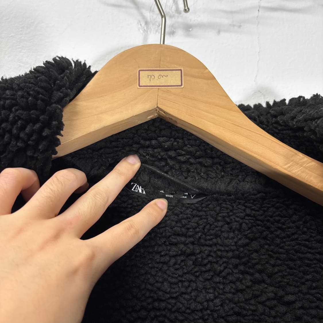 L 자라 블랙 안감양털 무스탕점퍼 상품이미지4