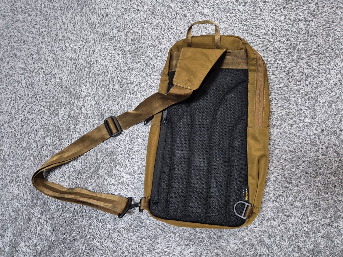 네파 슬링백 상품이미지2