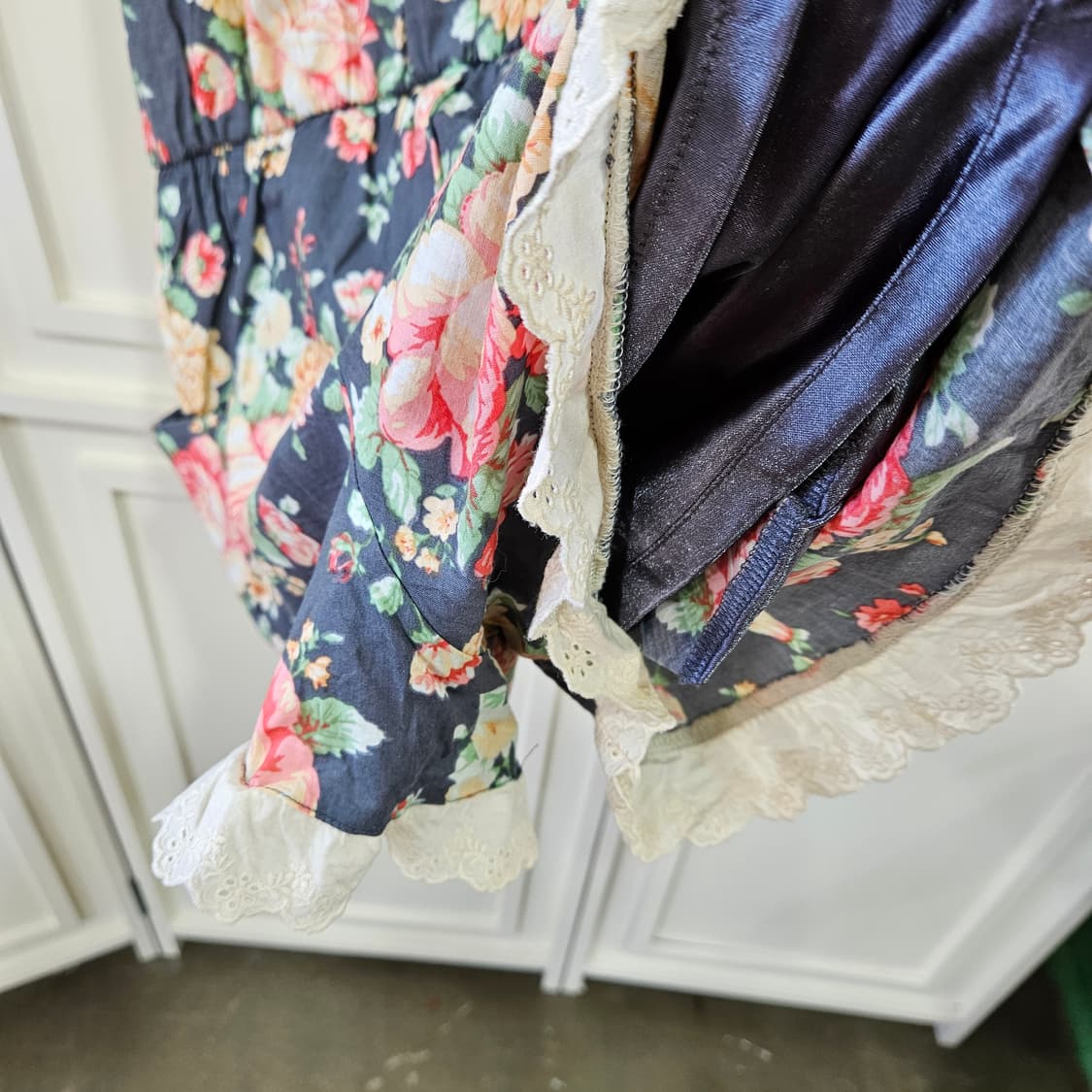 세실맥비(CECIL McBEE) 플라워 레이스 점프수트 상품이미지7