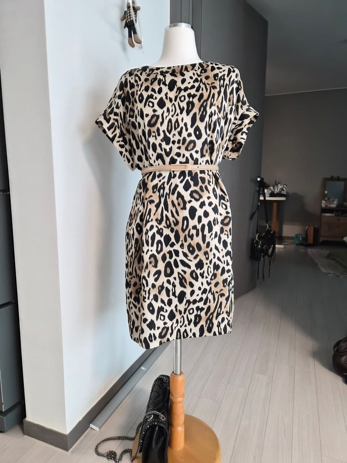 [Izzat Baba] 아이젣바바 레오파드 원피스 상품이미지1