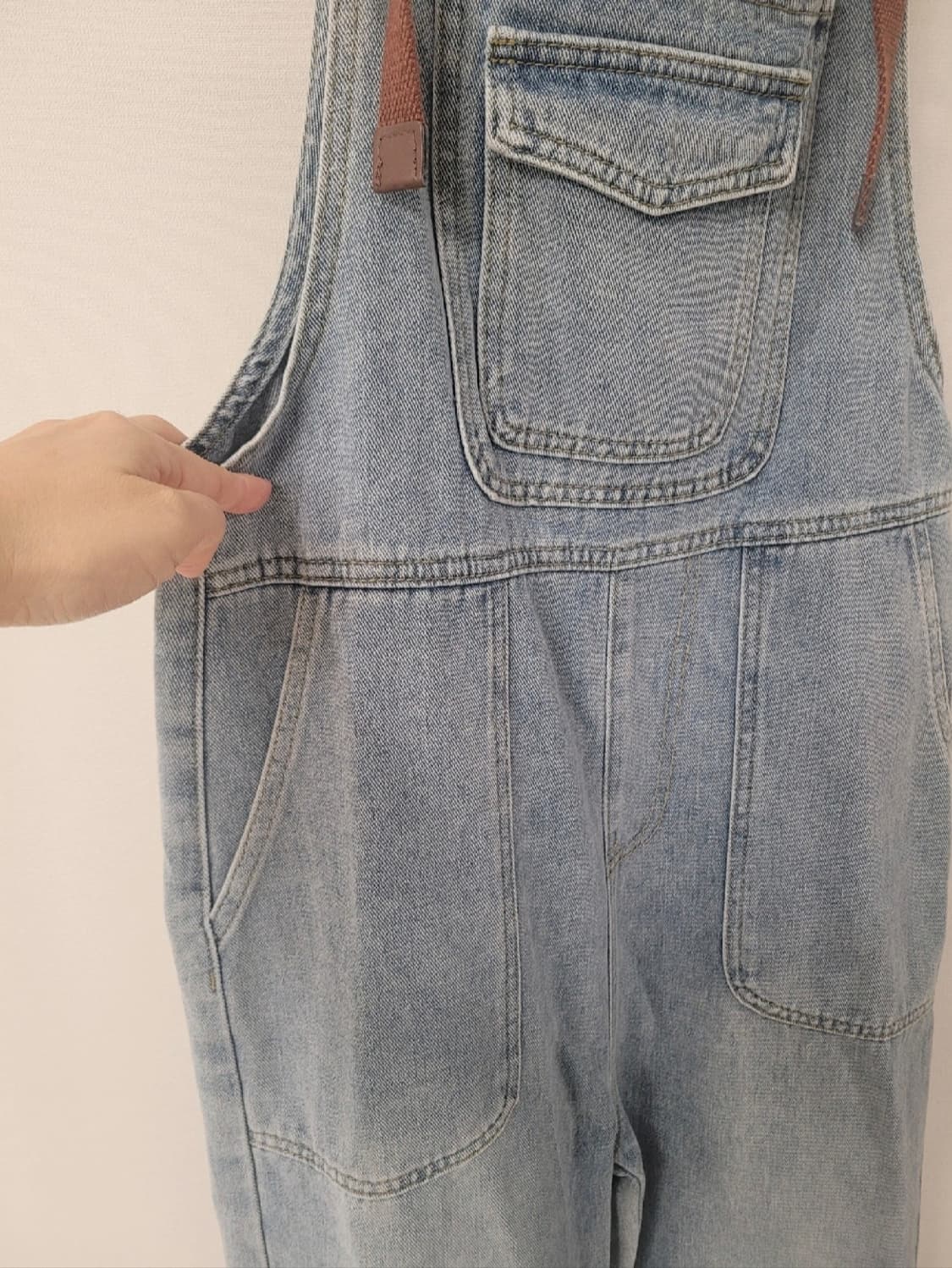 (유니크/빈티지) 브라운 스트랩 데님 오버롤/멜빵바지 판매합니다
​ 상품이미지3