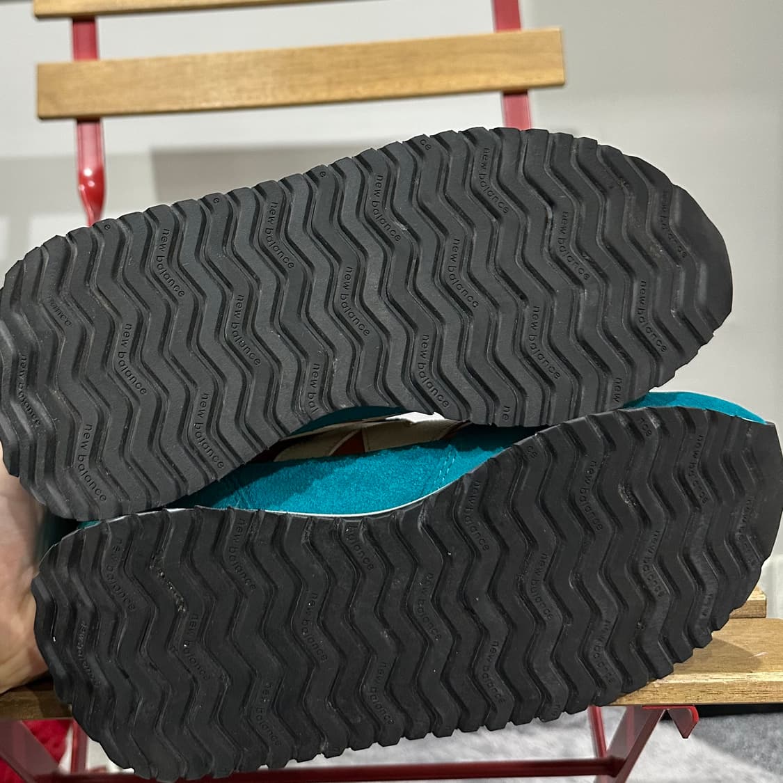 250) 뉴발란스 운동화 남녀공용 신발 237 오렌지 블루 상품이미지6