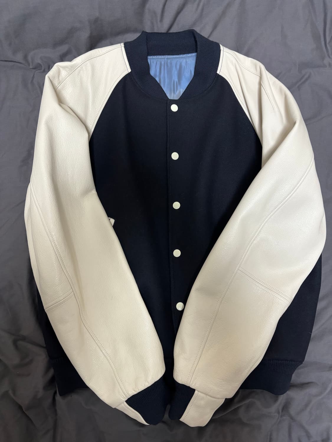 [ XL ]  글린파크 레더 바시티자켓 네이비 더수베니어샵 상품이미지2