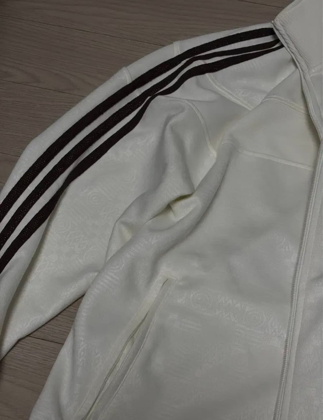 아디다스 80s 프리미엄 엠보스드 3S 트랙탑 오프 화이트 s JC653 상품이미지3