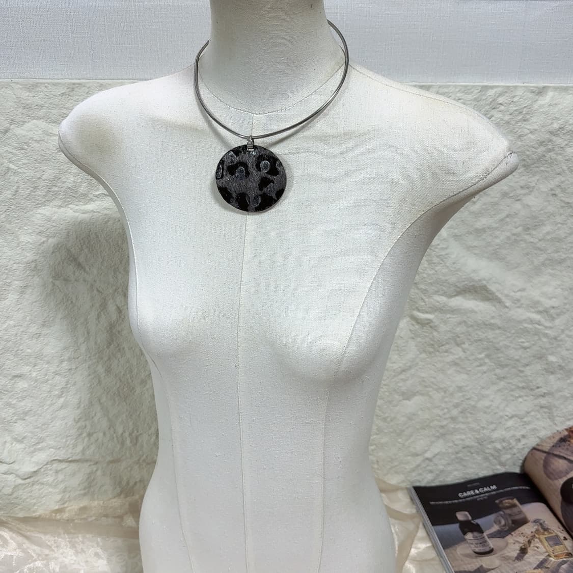 빈티지 레오바드 말털 오픈 초커 목걸이 상품이미지1