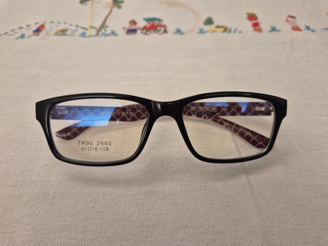 GUCCI 뿔테 안경 상품이미지2