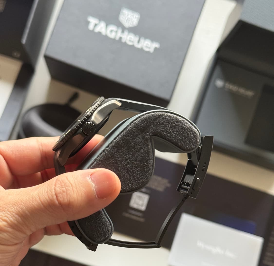 태그호이어 아쿠아레이서 프로페셔널 200 솔라그래프  상품이미지7