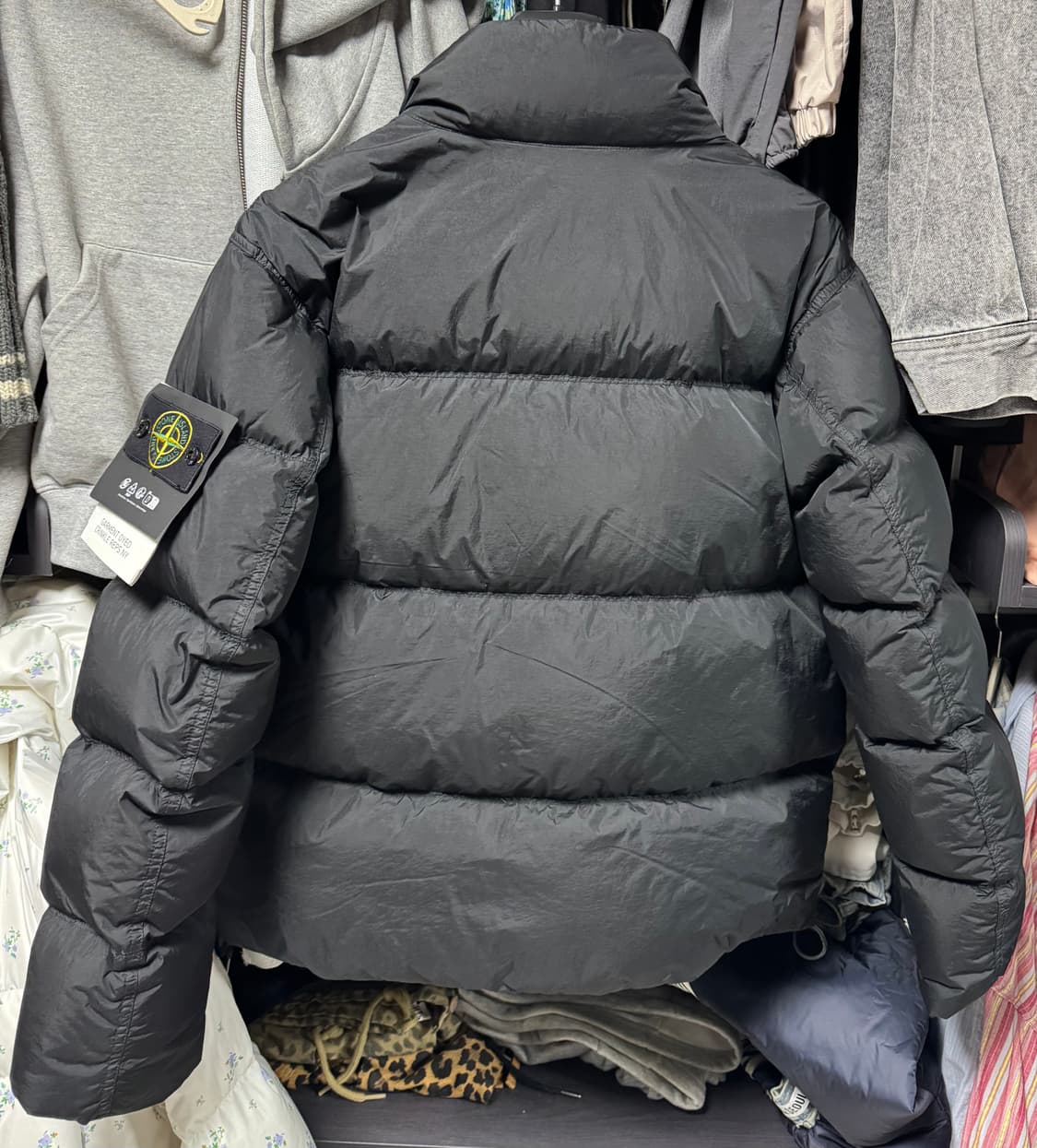 스톤아일랜드 25fw 크링클랩스 논후드 블랙 M 상품이미지2